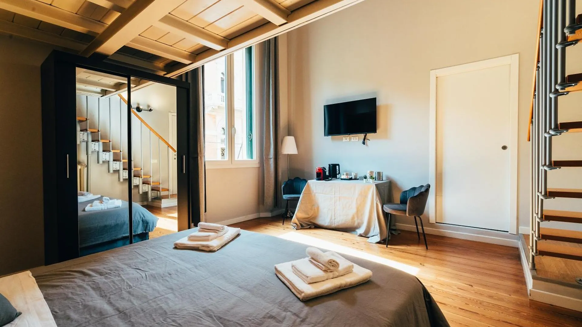 Bologna Suites - Private Bathroom Italy