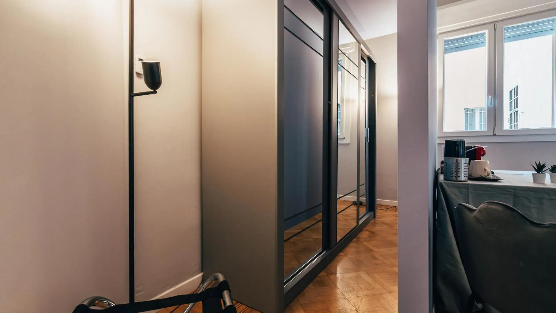 Bologna Suites - Private Bathroom 0*,