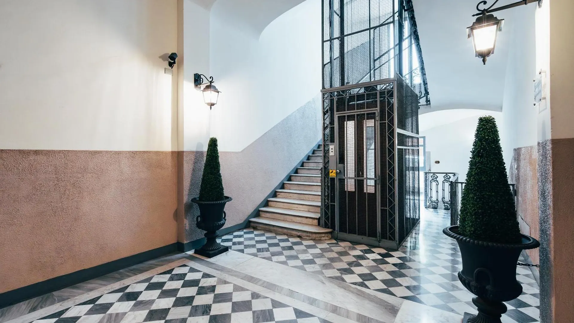 Guest house Bologna Suites - Private Bathroom Italy